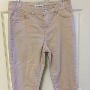 D. Jeans Pale Pink Cropped Jeans 8 10 👖 🎀